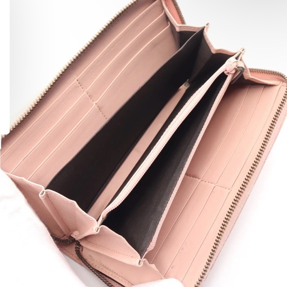 Authentic Gucci Marmont Wallet - Picture 3 of 12